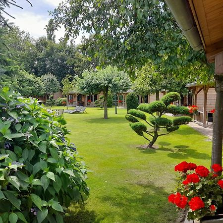 Appel Lodge Diessen Esterno foto