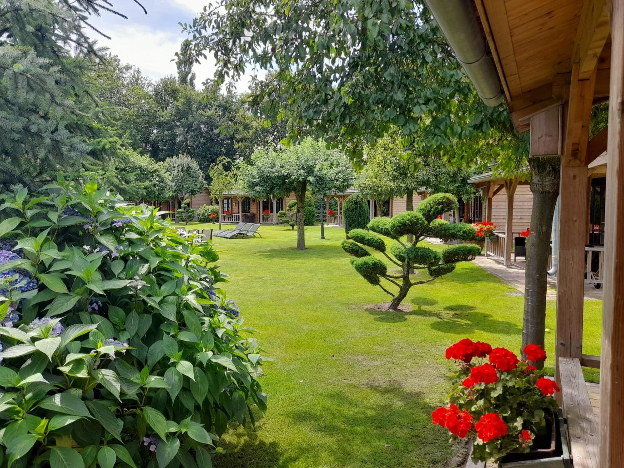 Appel Lodge Diessen Esterno foto